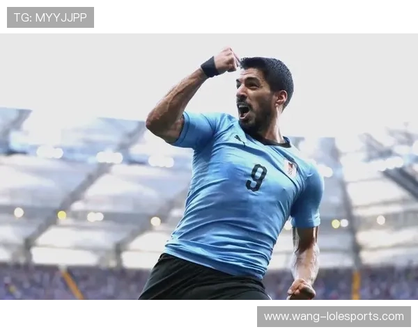 足球传奇谢幕：赛季后退役球星们的告别与未来之路