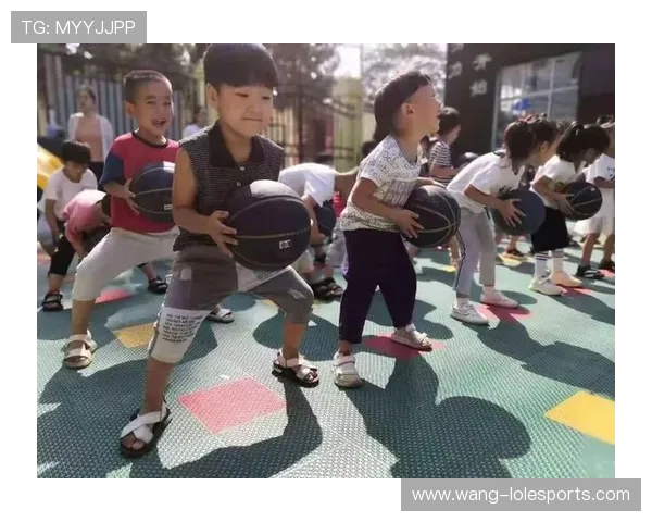 足球小明星成长计划从基础技能到团队合作的全面培养课程设计